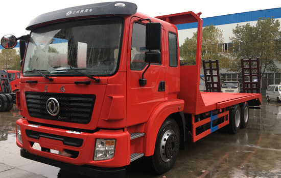 東風后八輪平板車