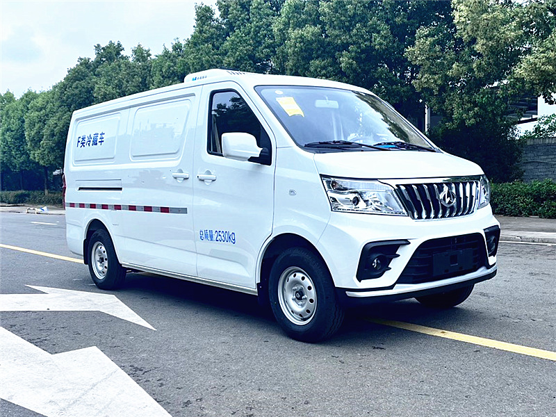 長安睿行M80面包冷藏車 長安睿行M80面包冷藏車