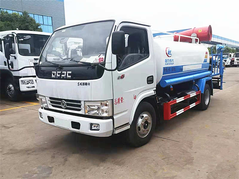 湛江市政公司廣東分公司購(gòu)買東風(fēng)5方霧炮灑水車