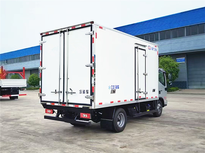 福田歐馬可S1國(guó)六藍(lán)牌冷藏車