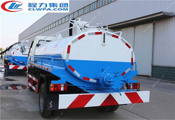 福田藍(lán)牌吸糞車(chē)