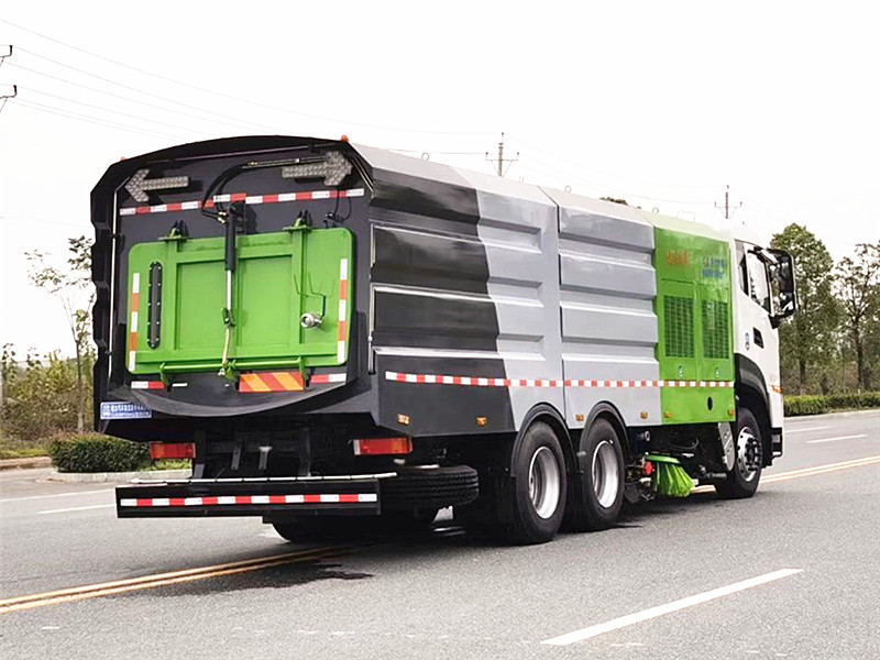 東風(fēng)天龍后雙橋洗掃車(chē)