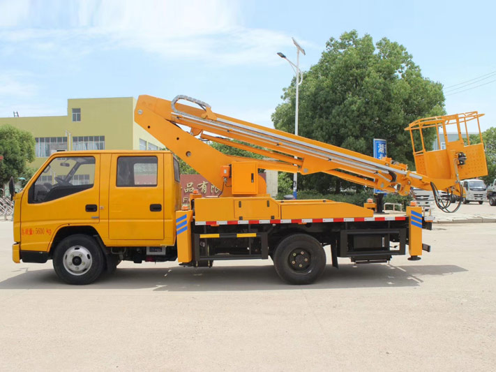 江鈴雙排17.5米直臂國(guó)六高空作業(yè)車
