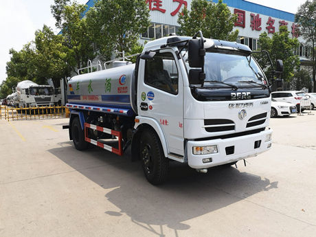 東風(fēng)福瑞卡10噸多功能噴灑車參數(shù)