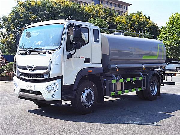 福田瑞沃綠化噴灑車(chē)